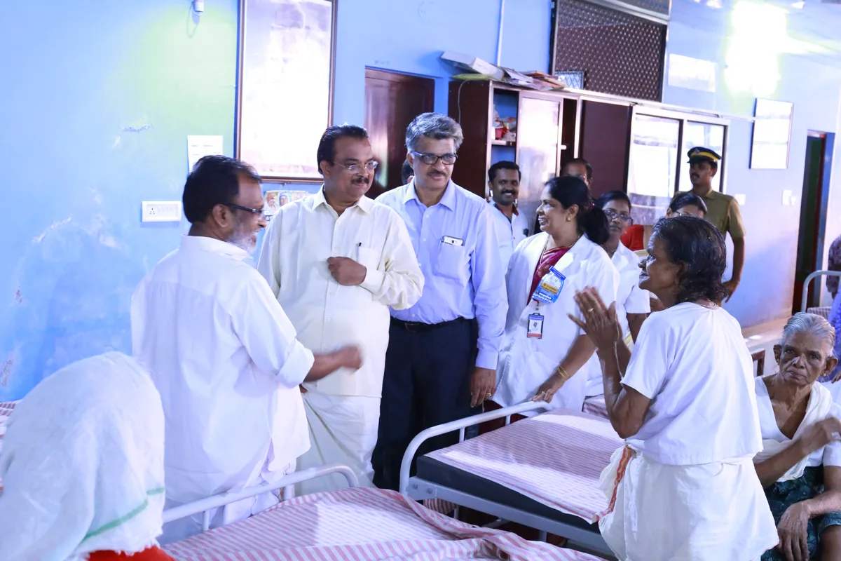 Secretary Dr. Punalur Somarajan